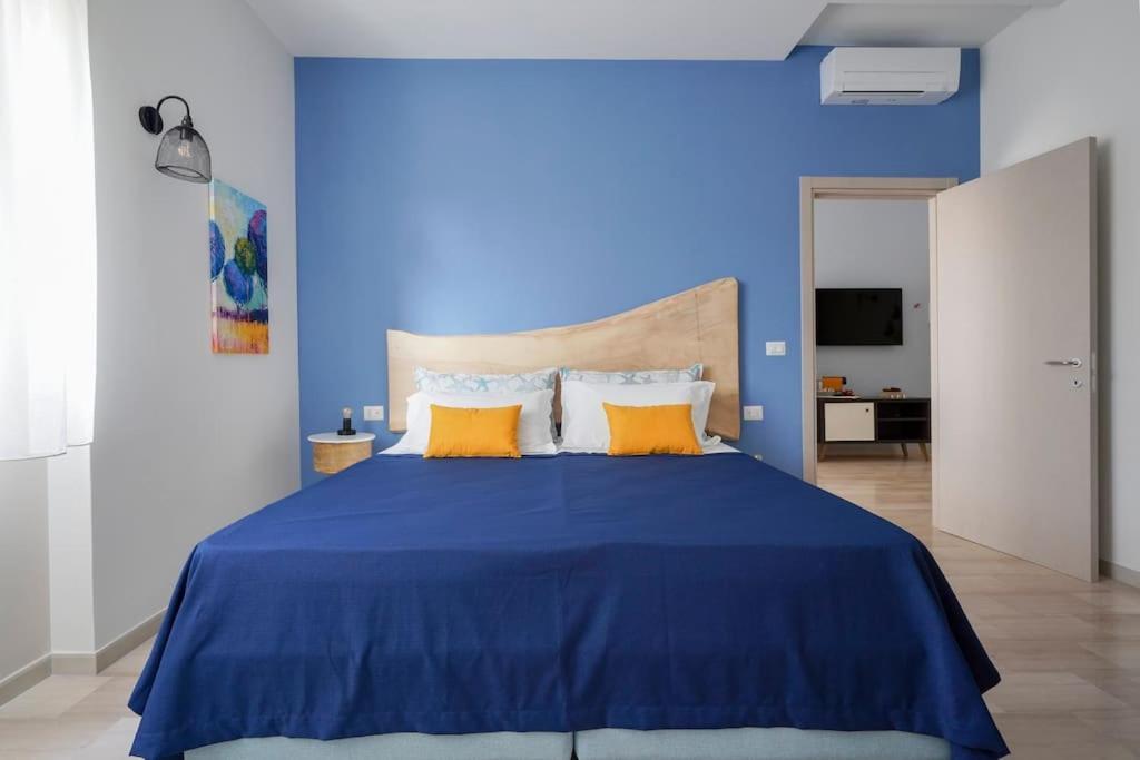 Mediterranea Apartment- Central Station - Free Wifi&Netflix Bari Exterior foto