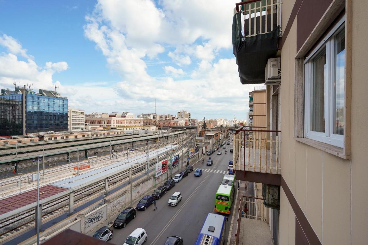 Mediterranea Apartment- Central Station - Free Wifi&Netflix Bari Exterior foto