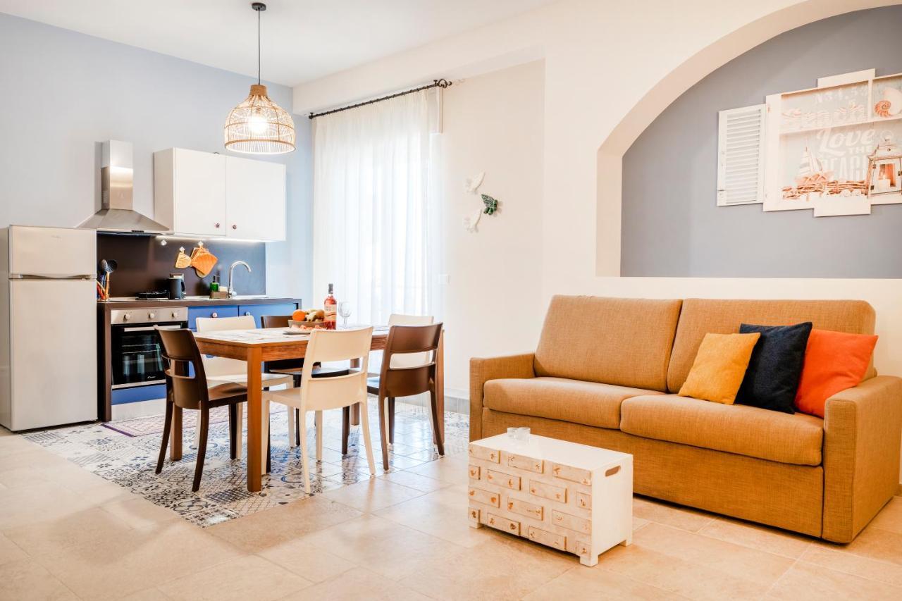 Mediterranea Apartment- Central Station - Free Wifi&Netflix Bari Exterior foto